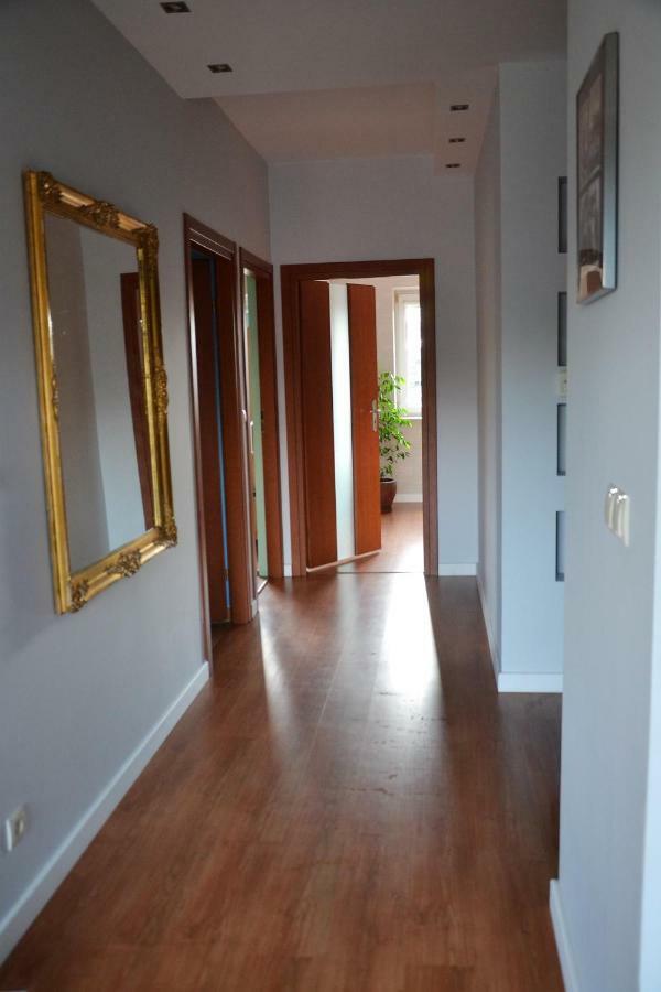 Tarnow Dom / Apartament W Centrum מראה חיצוני תמונה